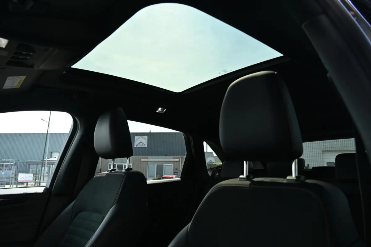 2.5 PHEV ST-Line|Panoramadak|B&O|Keyless|CarPlay