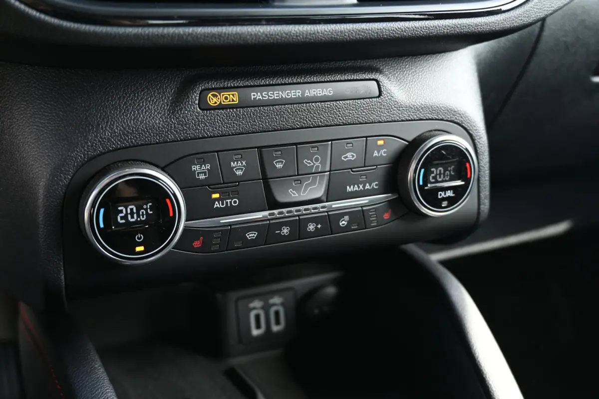 2.5 PHEV ST-Line|Panoramadak|B&O|Keyless|CarPlay
