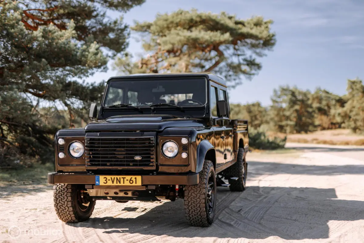 130 Crew Cab 2.4 TD Exclusief opgebouwd