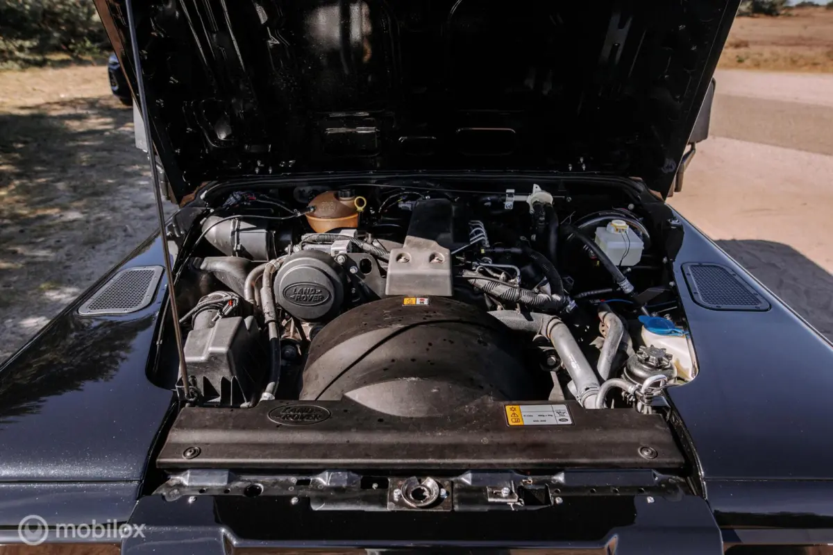 130 Crew Cab 2.4 TD Exclusief opgebouwd