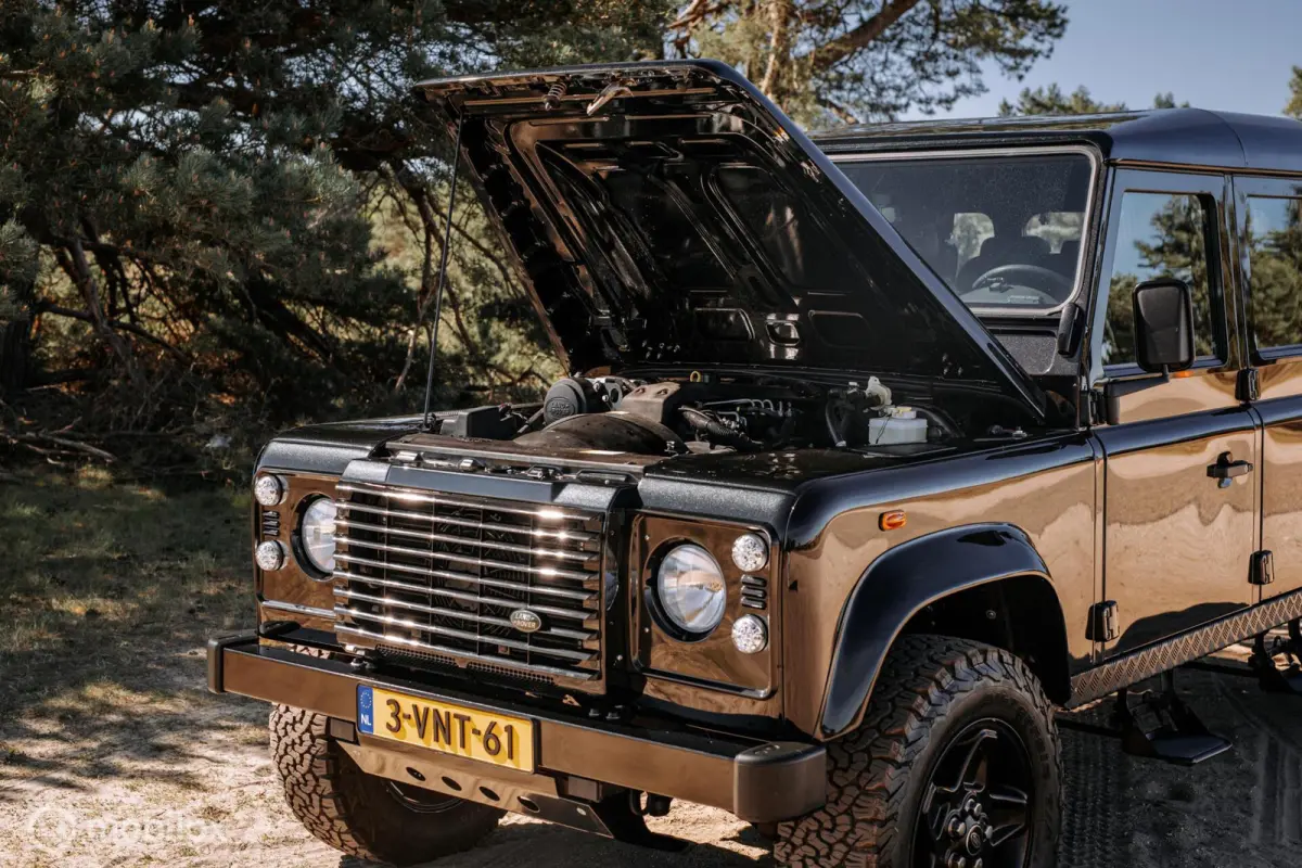 130 Crew Cab 2.4 TD Exclusief opgebouwd