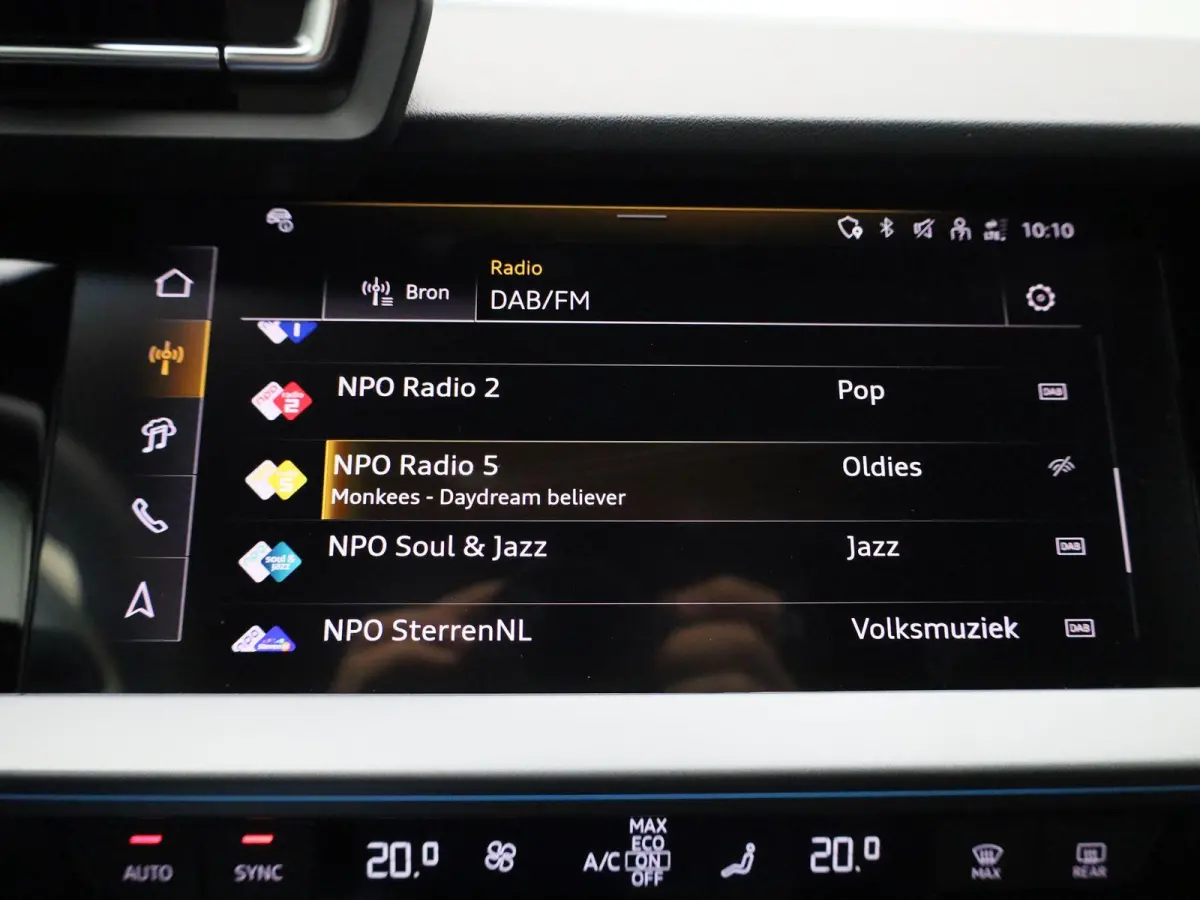 40 TFSI e Advanced edition l Adaptive cruise control l Achteruitrijcamera l SONOS Premium met 3D-geluid l Elektr. voorstoelen geh. best. l Climate control l Navigatie l Trekhaak l Stoelverwa