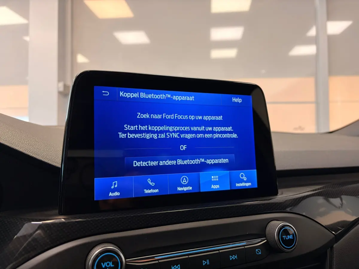 1.0 EcoBoost Hybrid ST Line X Business | LED | CAR PLAY |