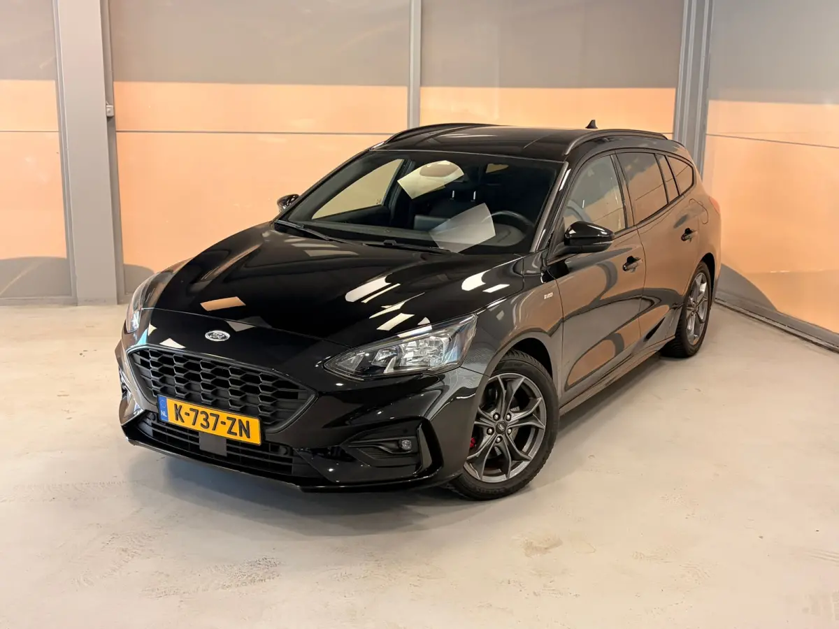 1.0 EcoBoost Hybrid ST Line X Business | LED | CAR PLAY |