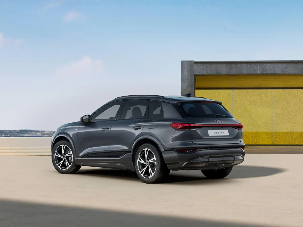 306pk S Edition Performance 100 kWh | Panoramadak | Winter Pakket