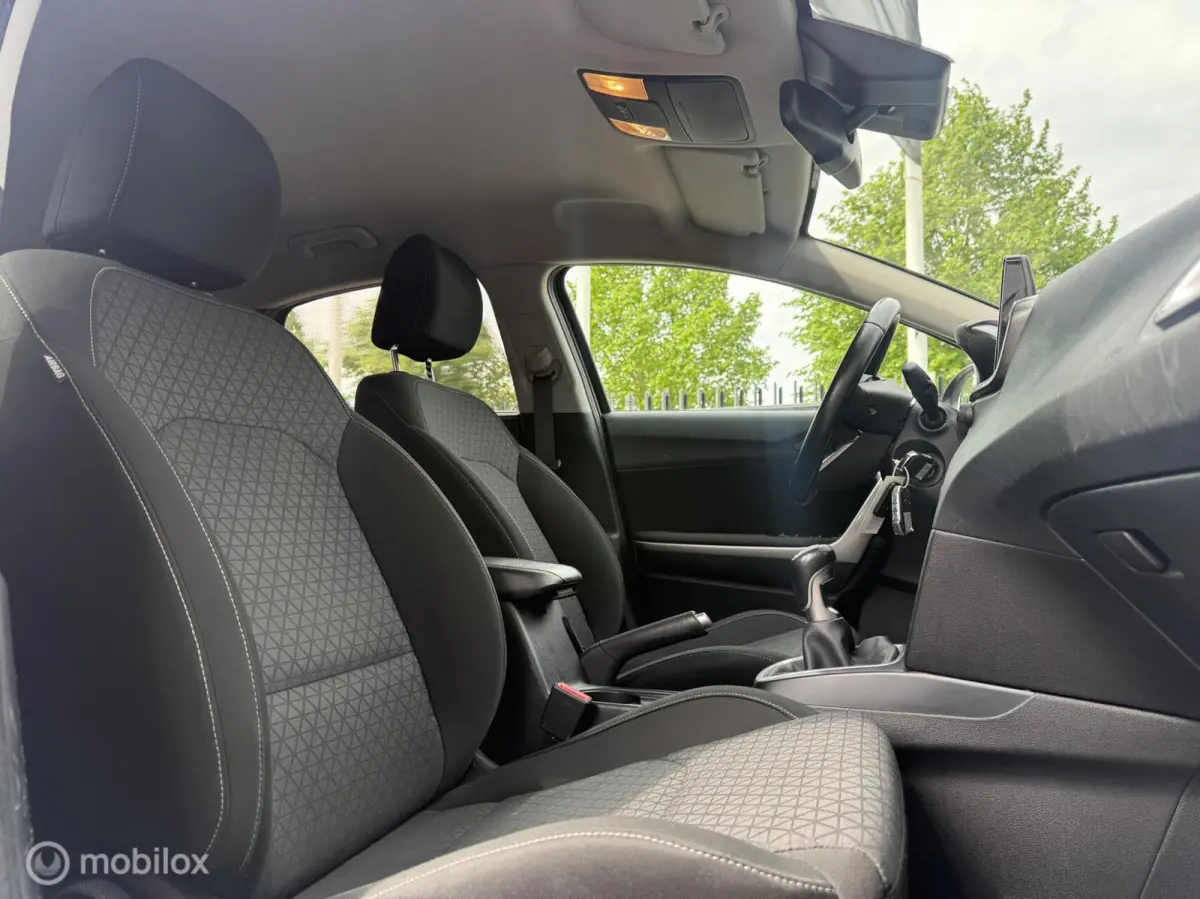 1.0 T-GDi DynamicLine|Carplay|Camera|Cruise|1e eig