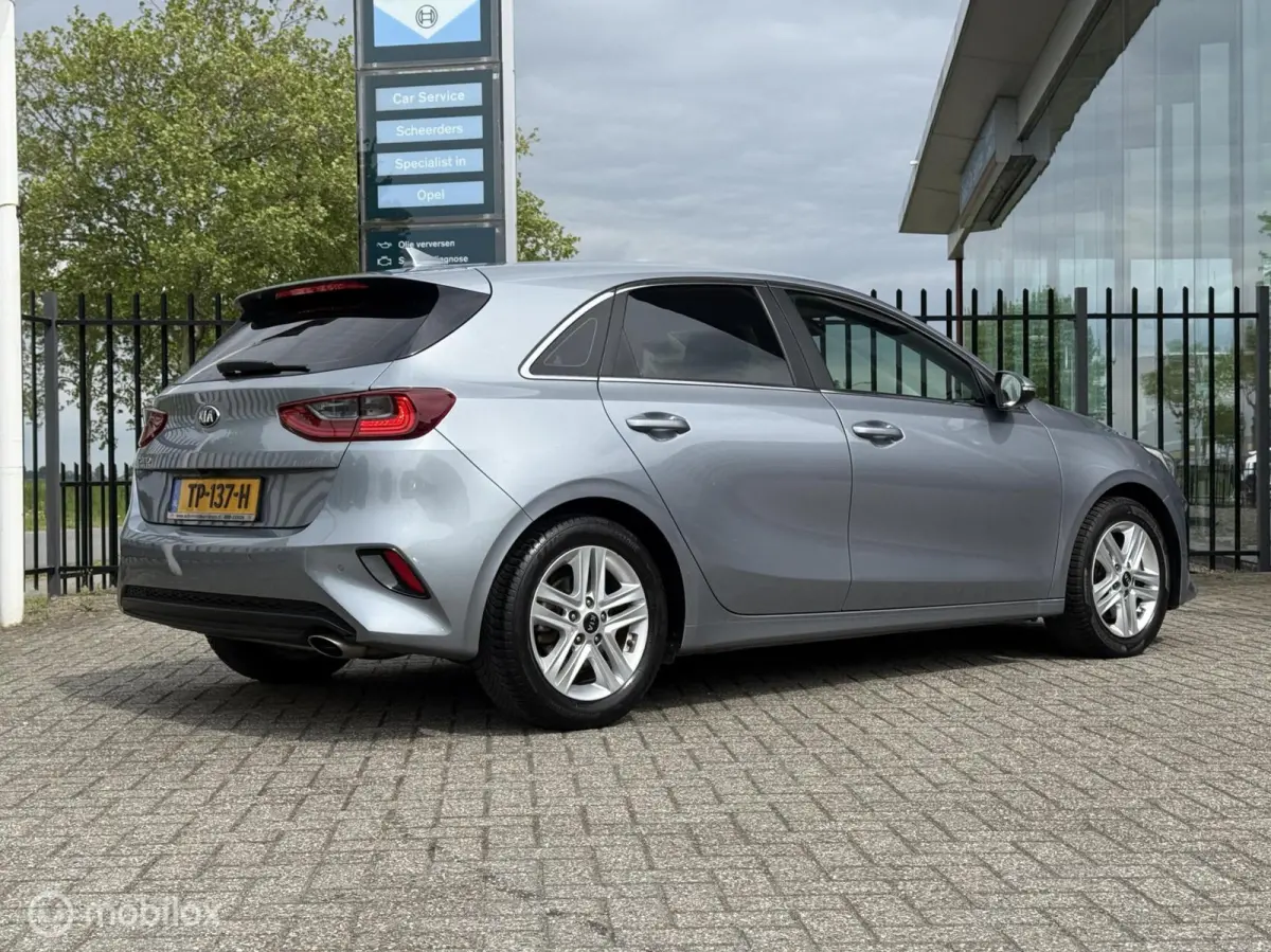 1.0 T-GDi DynamicLine|Carplay|Camera|Cruise|1e eig