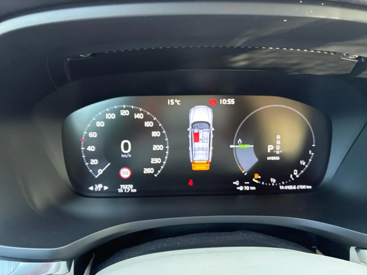 2.0 T6 Twin Engine AWD R-Design