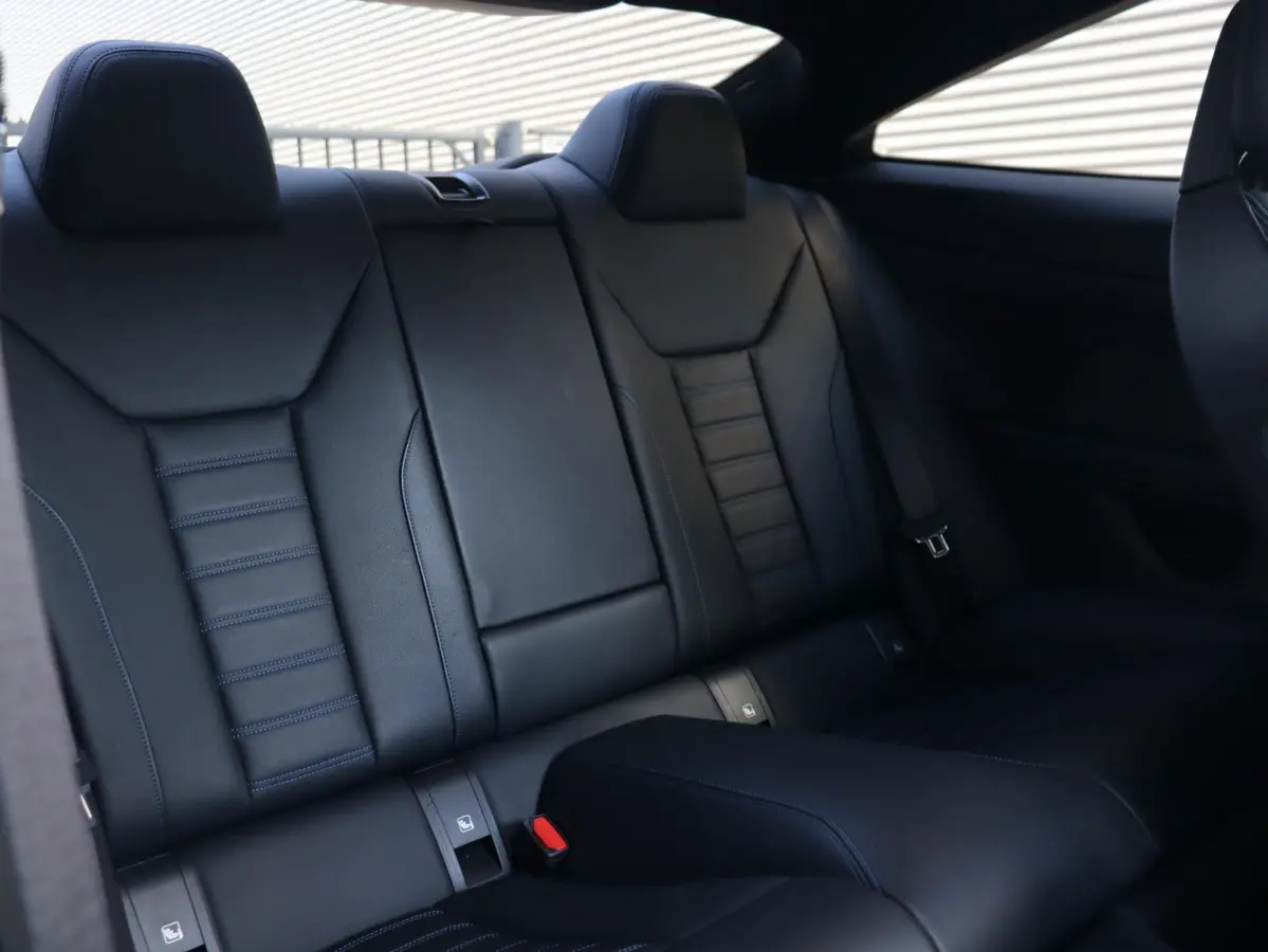 430i | High Executive | M Sportpakket | Panodak | Head-Up | Driving Assistant Prof. | Harman Kardon | M Sportstoelen | Laserlight | Comfort Access | 20'' M Performance LMV