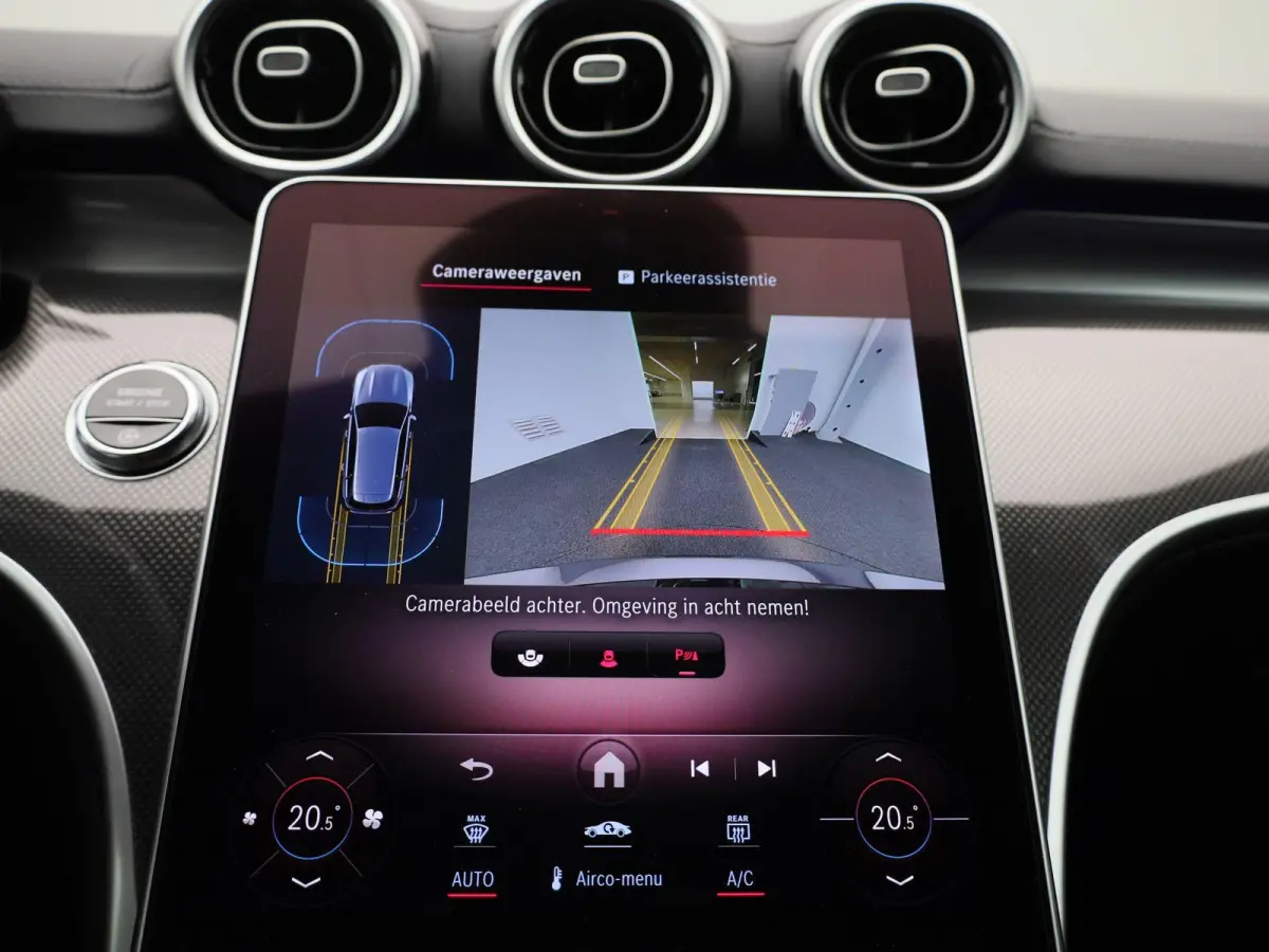 180 AMG Line | ACHTERUITRIJCAMERA | ELEKTRISCHE KOFFERKLEP | APPLE CARPLAY - ANDROID AUTO | STOELVERWARMING | MEMORY SEATS |