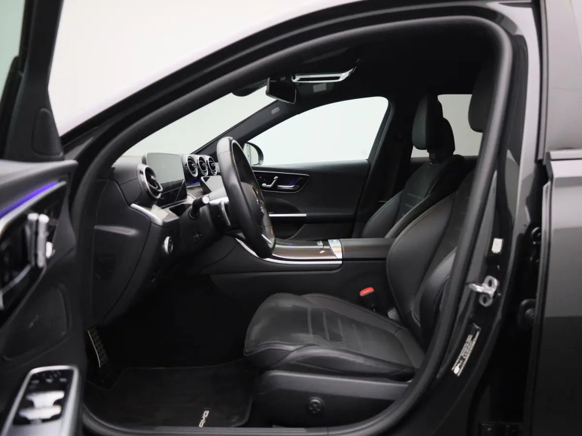 180 AMG Line | ACHTERUITRIJCAMERA | ELEKTRISCHE KOFFERKLEP | APPLE CARPLAY - ANDROID AUTO | STOELVERWARMING | MEMORY SEATS |