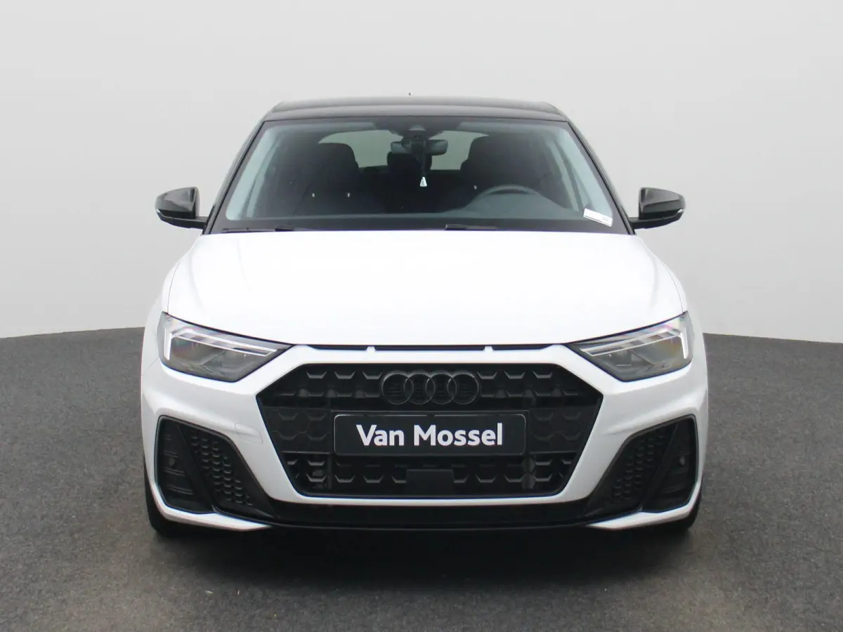 30 TFSI S edition 116 PK | S-line | Automaat | Navigatie | Camera | Cruise Control | Climate Control | Sfeerverlichting | Lichtmetalen velgen |