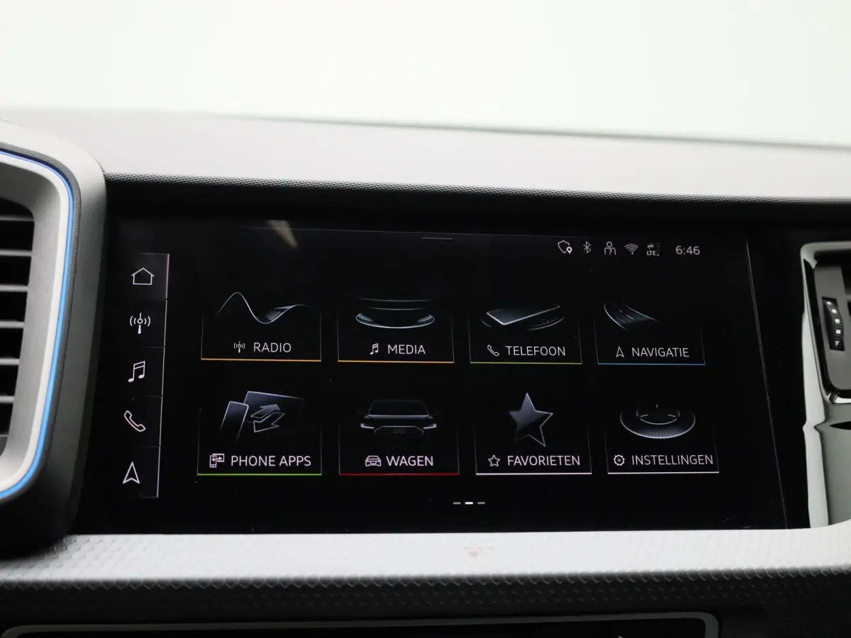30 TFSI S edition 116 PK | S-line | Automaat | Navigatie | Camera | Cruise Control | Climate Control | Sfeerverlichting | Lichtmetalen velgen |