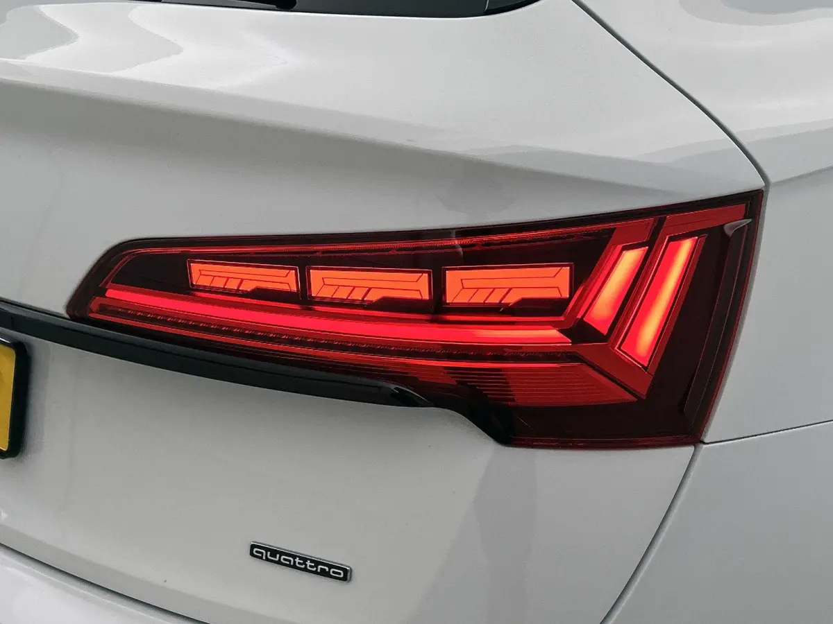 55 TFSI e S edition Competition 367 PK | S-line | Automaat | 360 Camera | Luchtvering | Bang & Olufsen Premium | Climate Control | Adaptive Cruise Control | Dodehoek detectie | Lichtmetalen 
