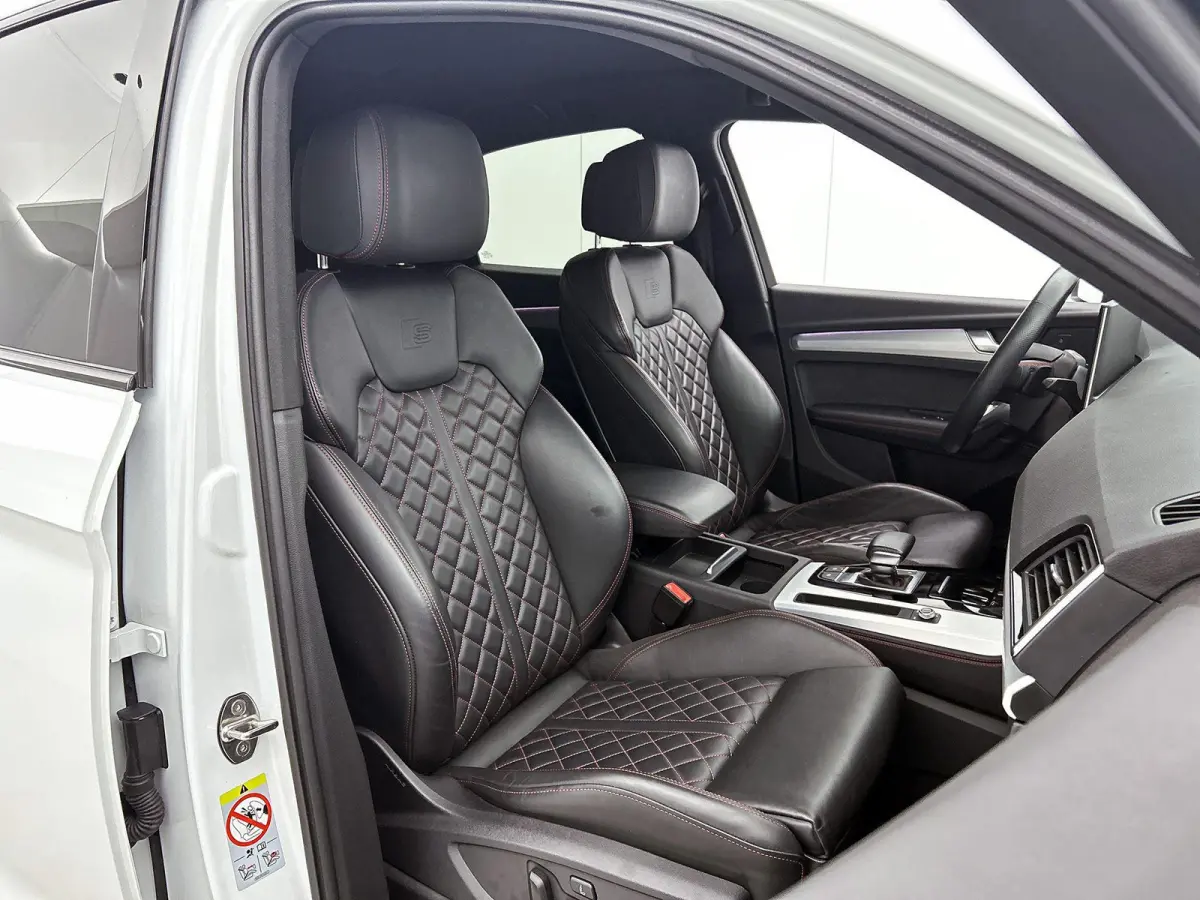55 TFSI e S edition Competition 367 PK | S-line | Automaat | 360 Camera | Luchtvering | Bang & Olufsen Premium | Climate Control | Adaptive Cruise Control | Dodehoek detectie | Lichtmetalen 