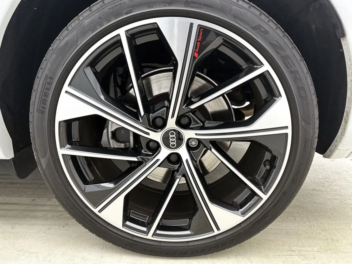 55 TFSI e S edition Competition 367 PK | S-line | Automaat | 360 Camera | Luchtvering | Bang & Olufsen Premium | Climate Control | Adaptive Cruise Control | Dodehoek detectie | Lichtmetalen 