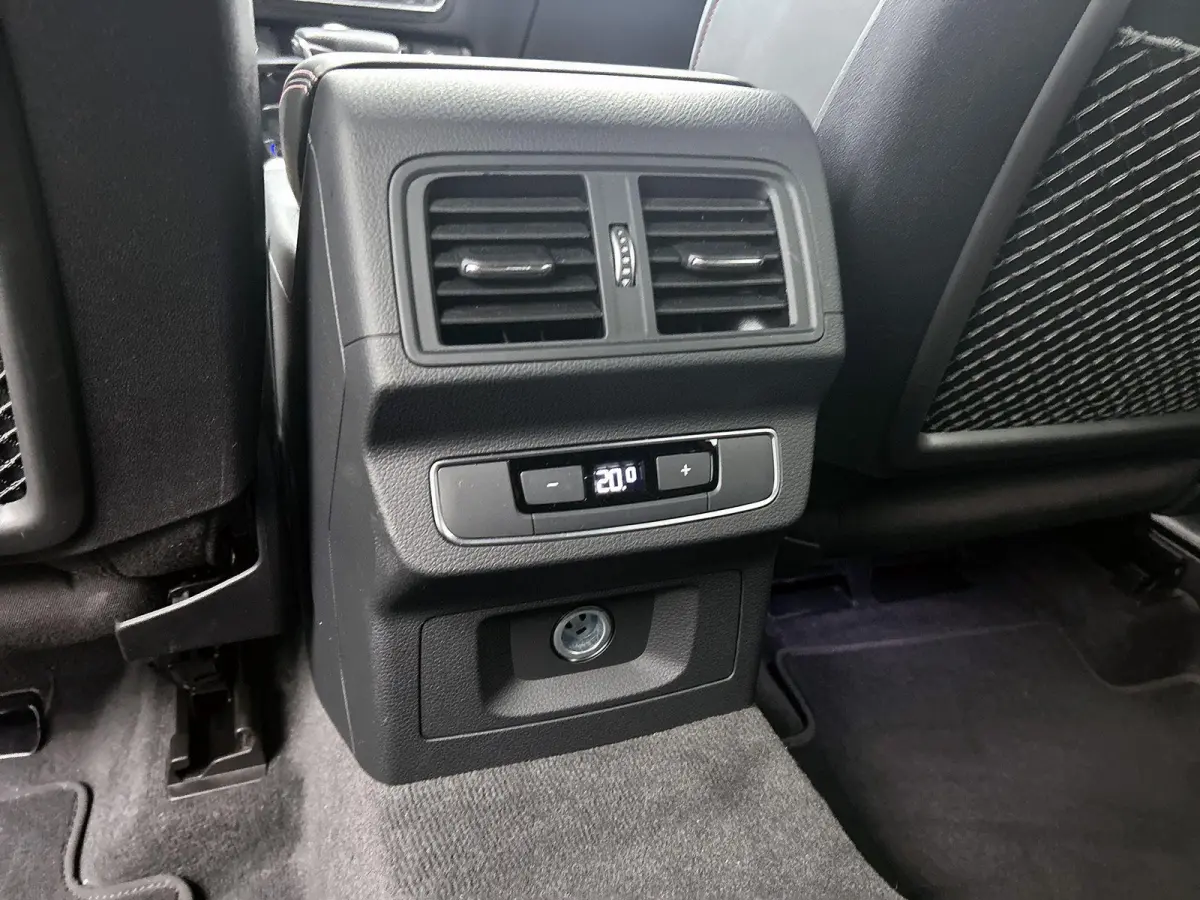 55 TFSI e S edition Competition 367 PK | S-line | Automaat | 360 Camera | Luchtvering | Bang & Olufsen Premium | Climate Control | Adaptive Cruise Control | Dodehoek detectie | Lichtmetalen 