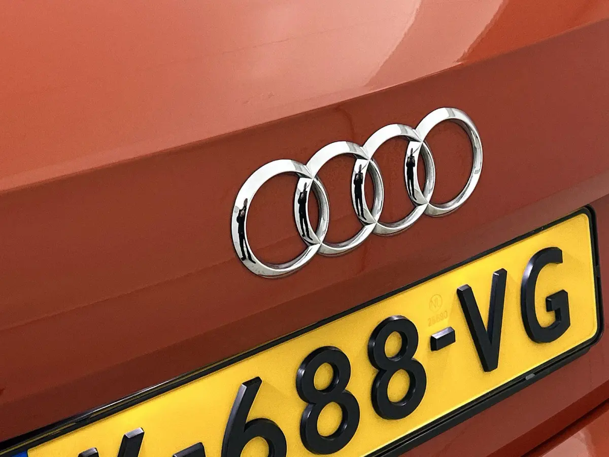 1.4 TFSI CoD Launch Edition 150 PK | Automaat | Panoramadak | Navigatie | Stoelverwarming | Leder | Keyless | Lichtmetalen velgen | Parkeer Hulp |