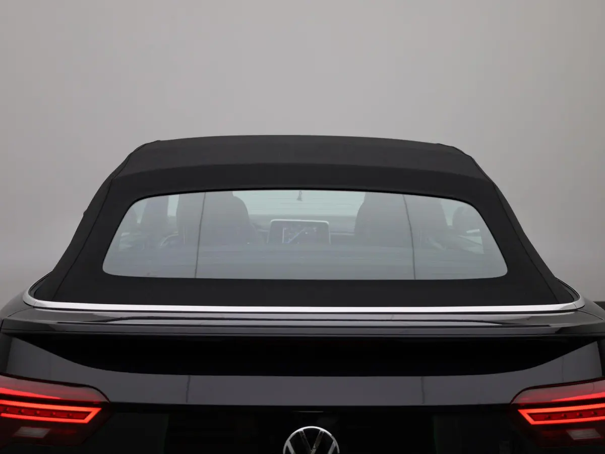 1.5 TSI R-Line 150 PK| Navigatie | Stoelverwarming | Parkeersensoren Voor & Achter | Dodehoek Detectie | Travelassist
