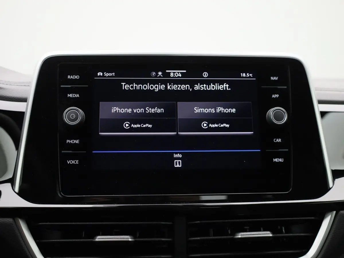 1.5 TSI R-Line 150 PK| Navigatie | Stoelverwarming | Parkeersensoren Voor & Achter | Dodehoek Detectie | Travelassist