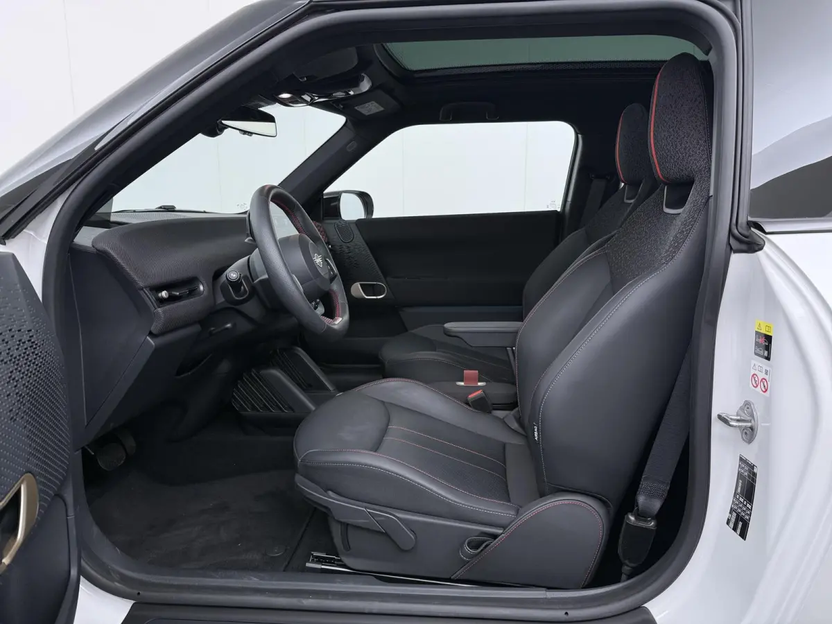 Cooper E John Cooper Works Pakket | SoH 98% | Glazen panoramadak | Stoel | Stuurverwarming