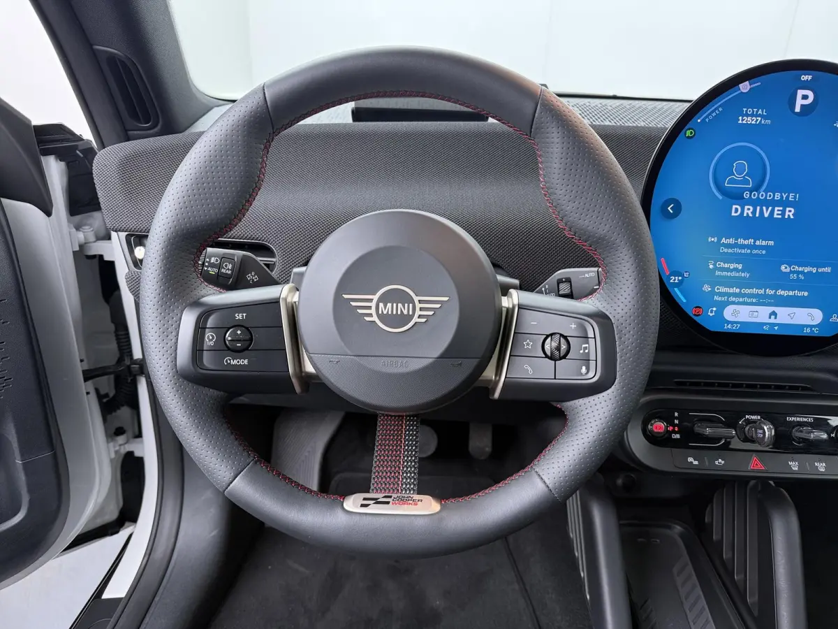 Cooper E John Cooper Works Pakket | SoH 98% | Glazen panoramadak | Stoel | Stuurverwarming
