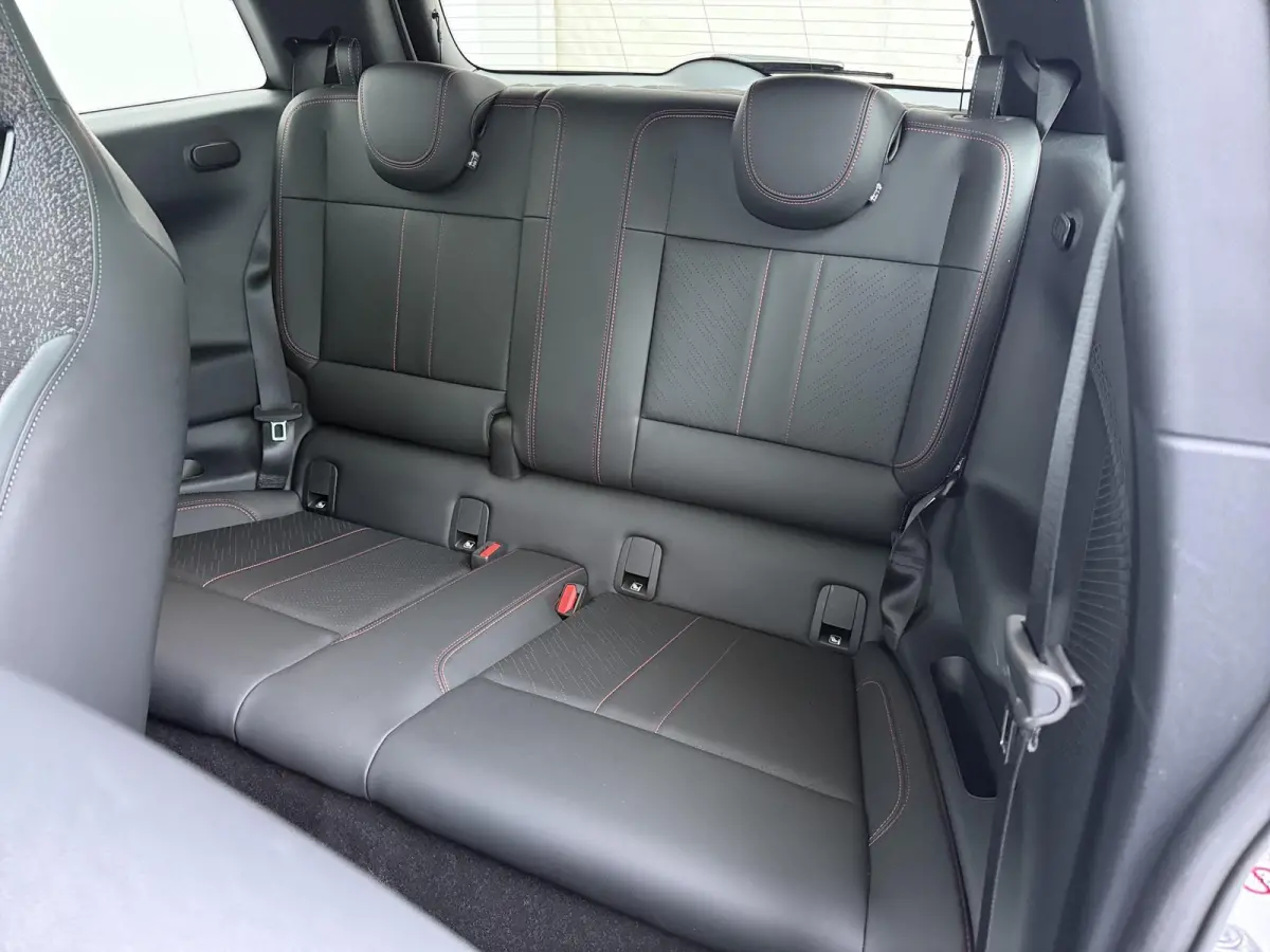 Cooper E John Cooper Works Pakket | SoH 98% | Glazen panoramadak | Stoel | Stuurverwarming