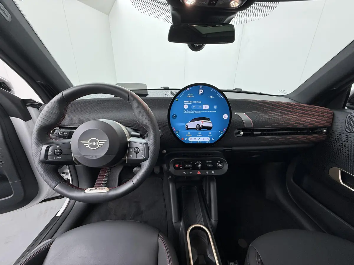 Cooper E John Cooper Works Pakket | SoH 98% | Glazen panoramadak | Stoel | Stuurverwarming