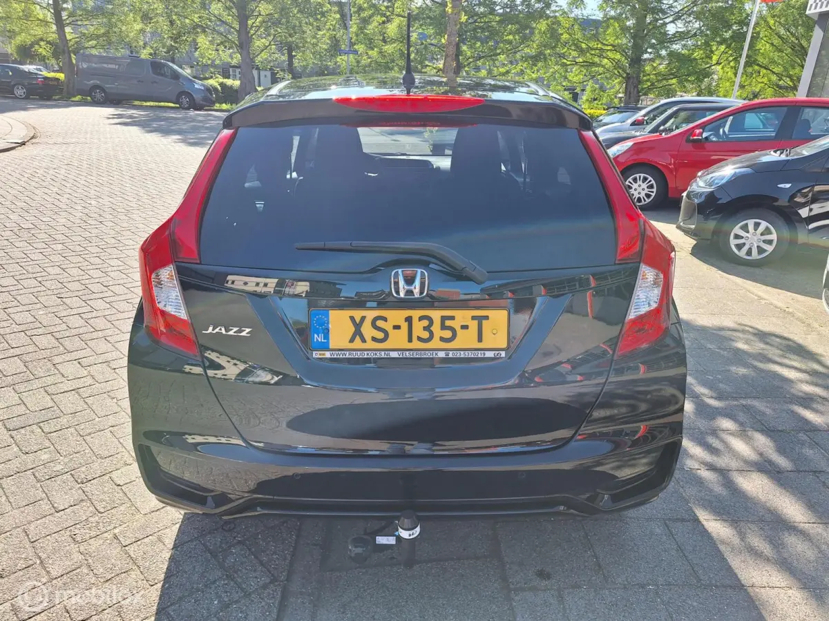 1.3 i-VTEC COMFORT • Dealer onderhouden • Trekhaak •