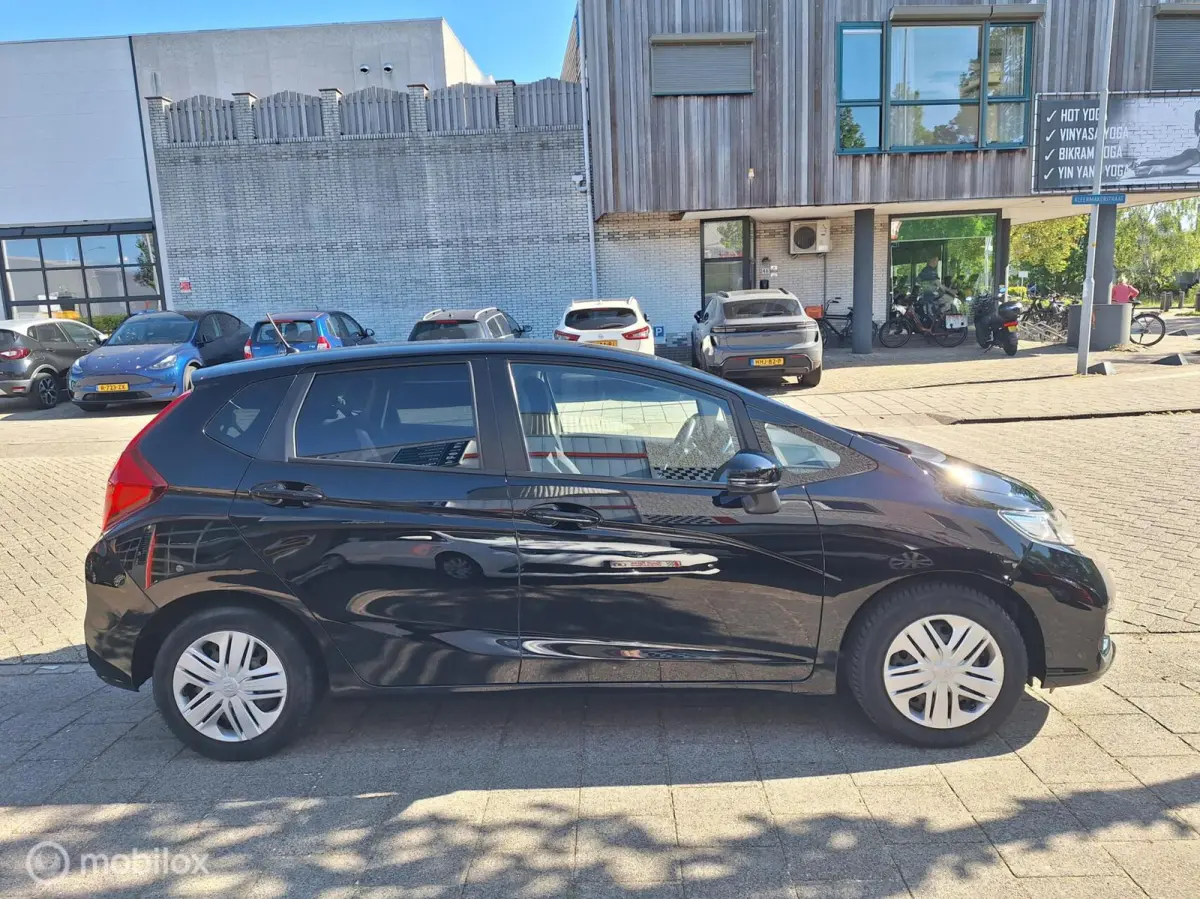 1.3 i-VTEC COMFORT • Dealer onderhouden • Trekhaak •