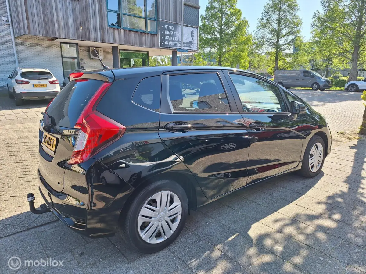 1.3 i-VTEC COMFORT • Dealer onderhouden • Trekhaak •