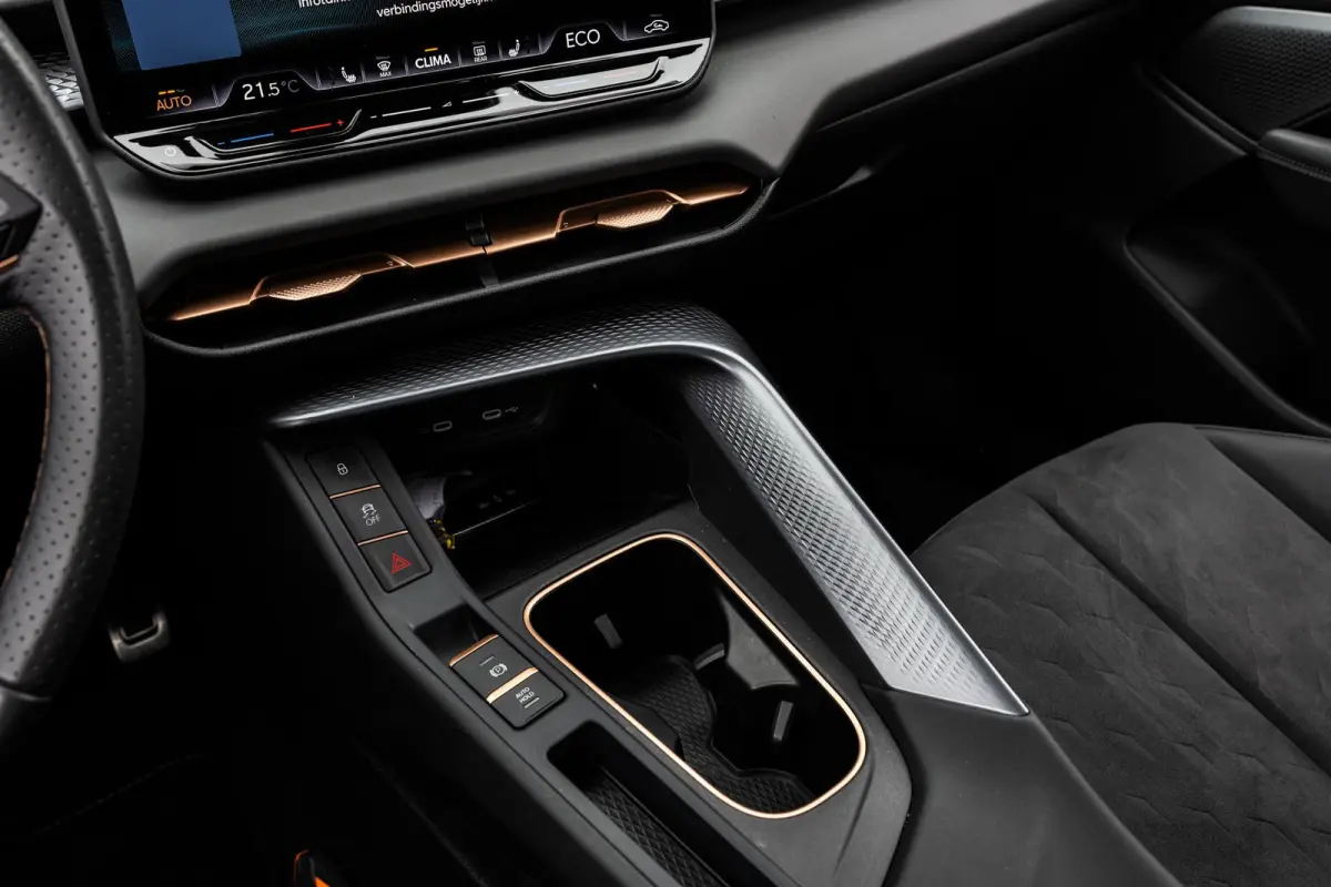 1.5 TSI e-Hybrid 272pk VZ Performance | SoH 100% | Trekhaak | Panoramadak | Sennheiser | 360 Camera