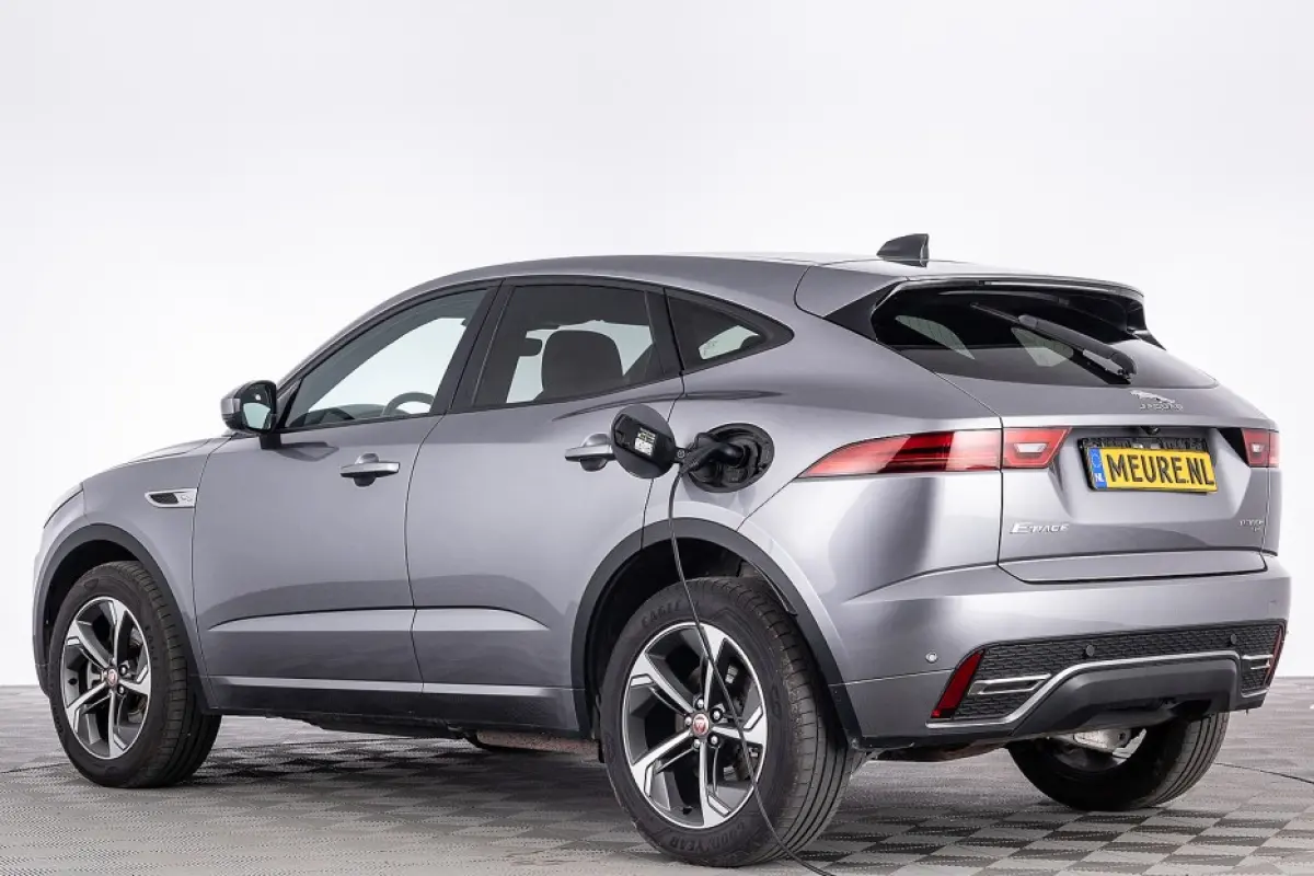 1.5 P300e AWD R-Dynamic S | PANORAMADAK | LEDER | EL. Stoelen | Trekhaak