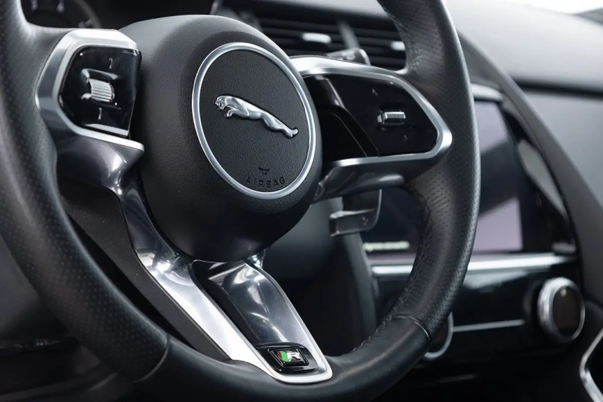 1.5 P300e AWD R-Dynamic S | PANORAMADAK | LEDER | EL. Stoelen | Trekhaak !