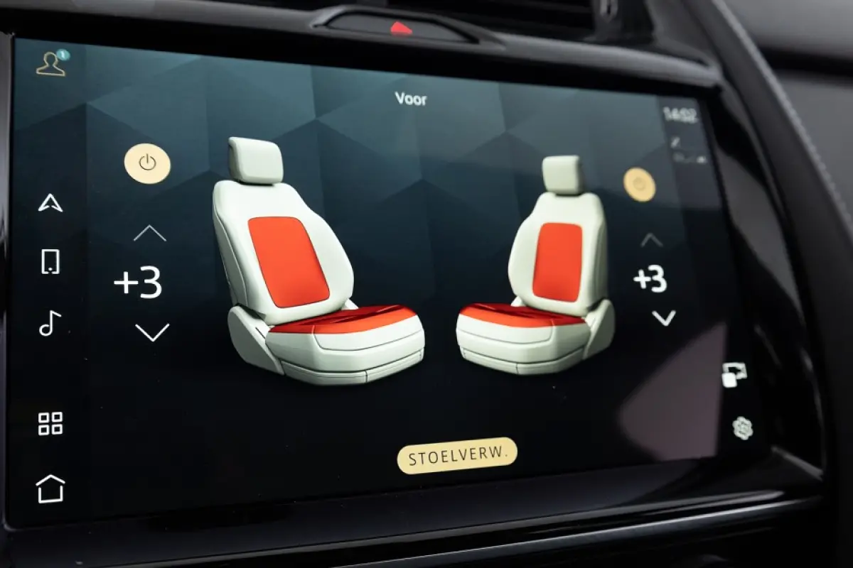 1.5 P300e AWD R-Dynamic S | PANORAMADAK | LEDER | EL. Stoelen | Trekhaak !