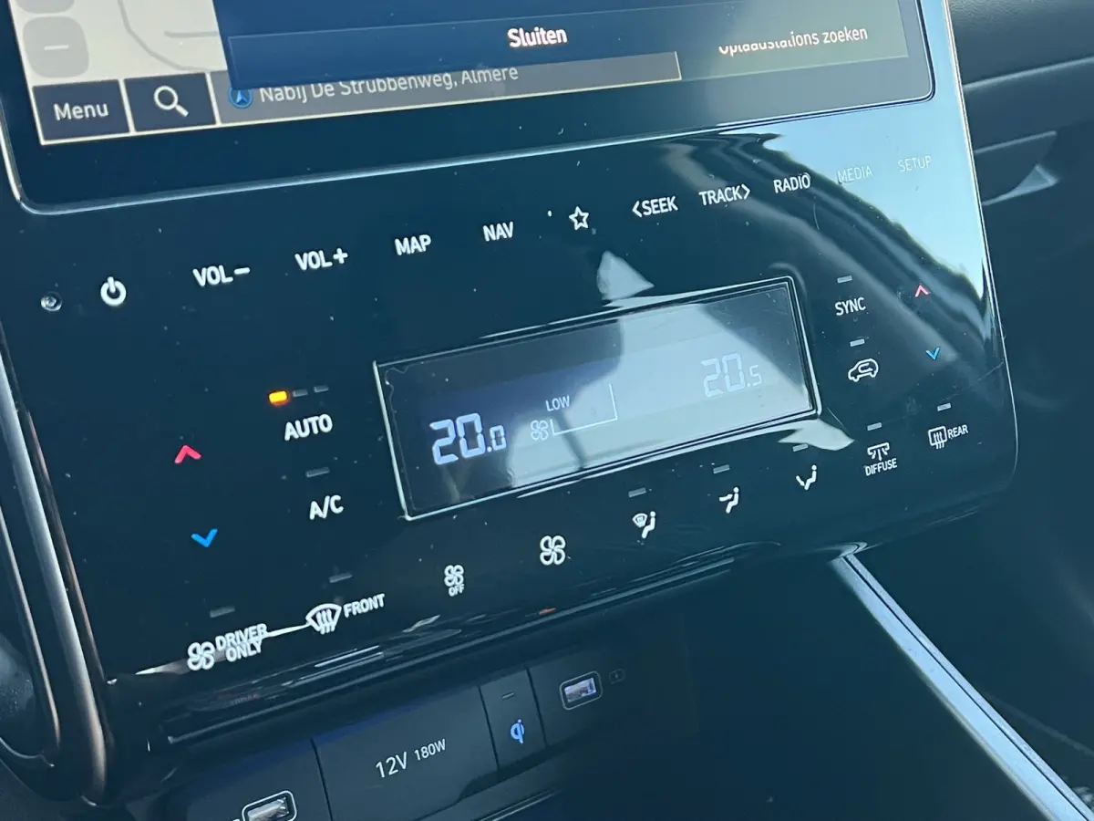 1.6 T-GDI PHEV Comfort Smart 4WD | Climate | Camera | Carplay | Keyless | Navigatie |
