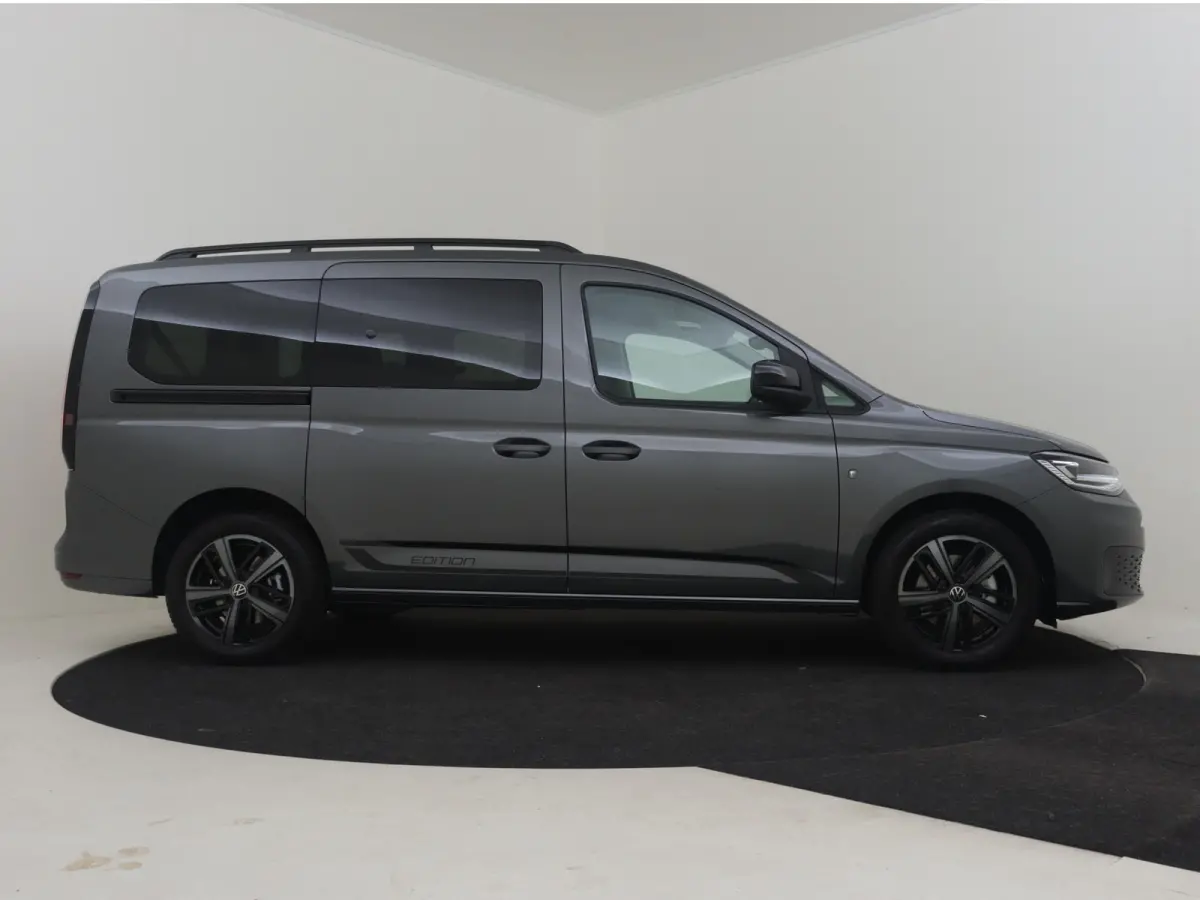Kombi Maxi Limited Edition 7 persoons 1.5 eHybrid EU6 85 kW (115 pk) DSG Automaat | 'App-Connect' draadloze smartphone integratie | Achteruitrijcamera | Adaptive cruisecontrol (Adaptive Crui