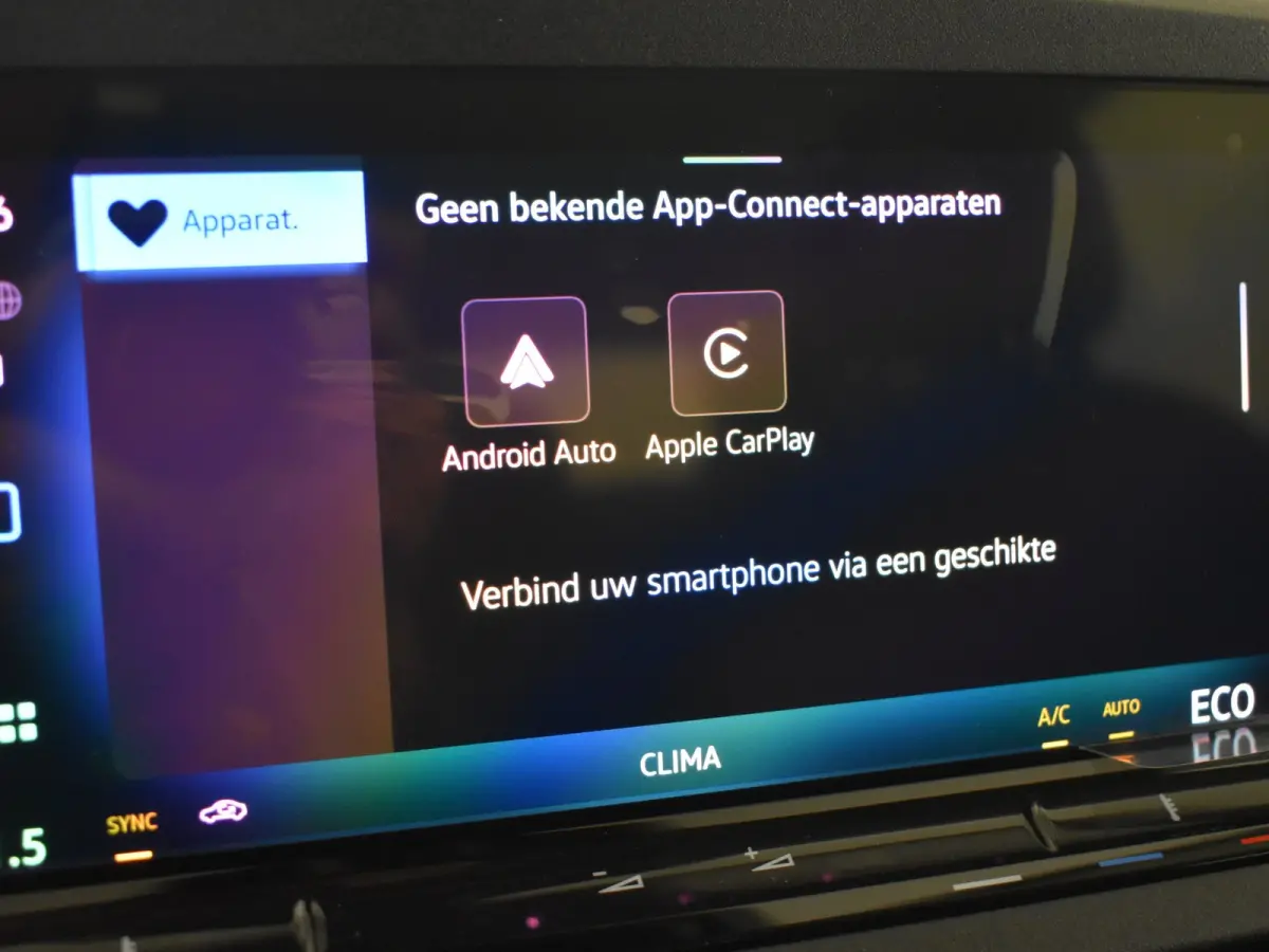 Kombi Maxi Limited Edition 7 persoons 1.5 eHybrid EU6 85 kW (115 pk) DSG Automaat | 'App-Connect' draadloze smartphone integratie | Achteruitrijcamera | Adaptive cruisecontrol (Adaptive Crui