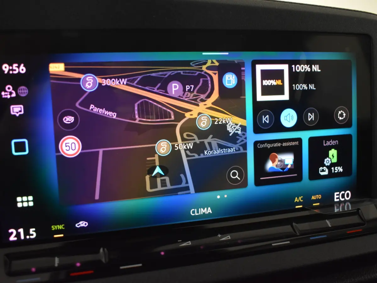Kombi Maxi Limited Edition 7 persoons 1.5 eHybrid EU6 85 kW (115 pk) DSG Automaat | 'App-Connect' draadloze smartphone integratie | Achteruitrijcamera | Adaptive cruisecontrol (Adaptive Crui