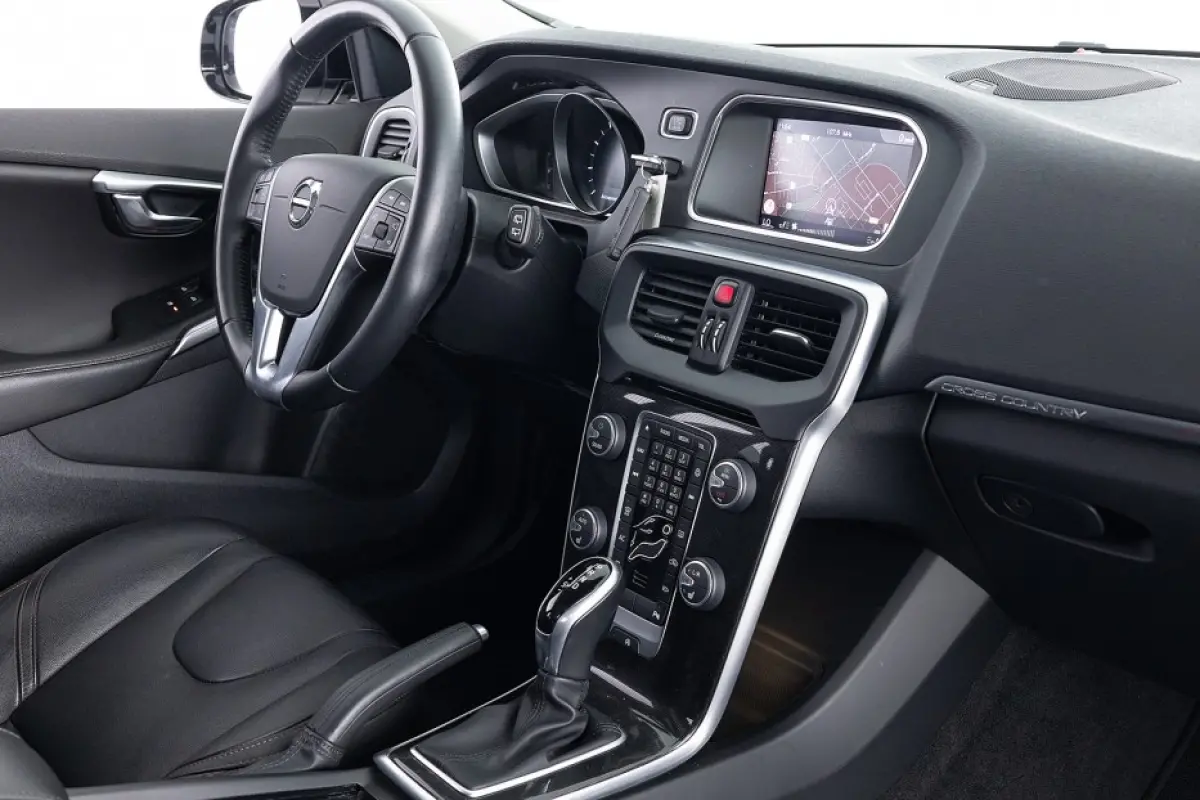 1.5 T3 Polar+ Luxury Automaat | LEDER | PANORAMA