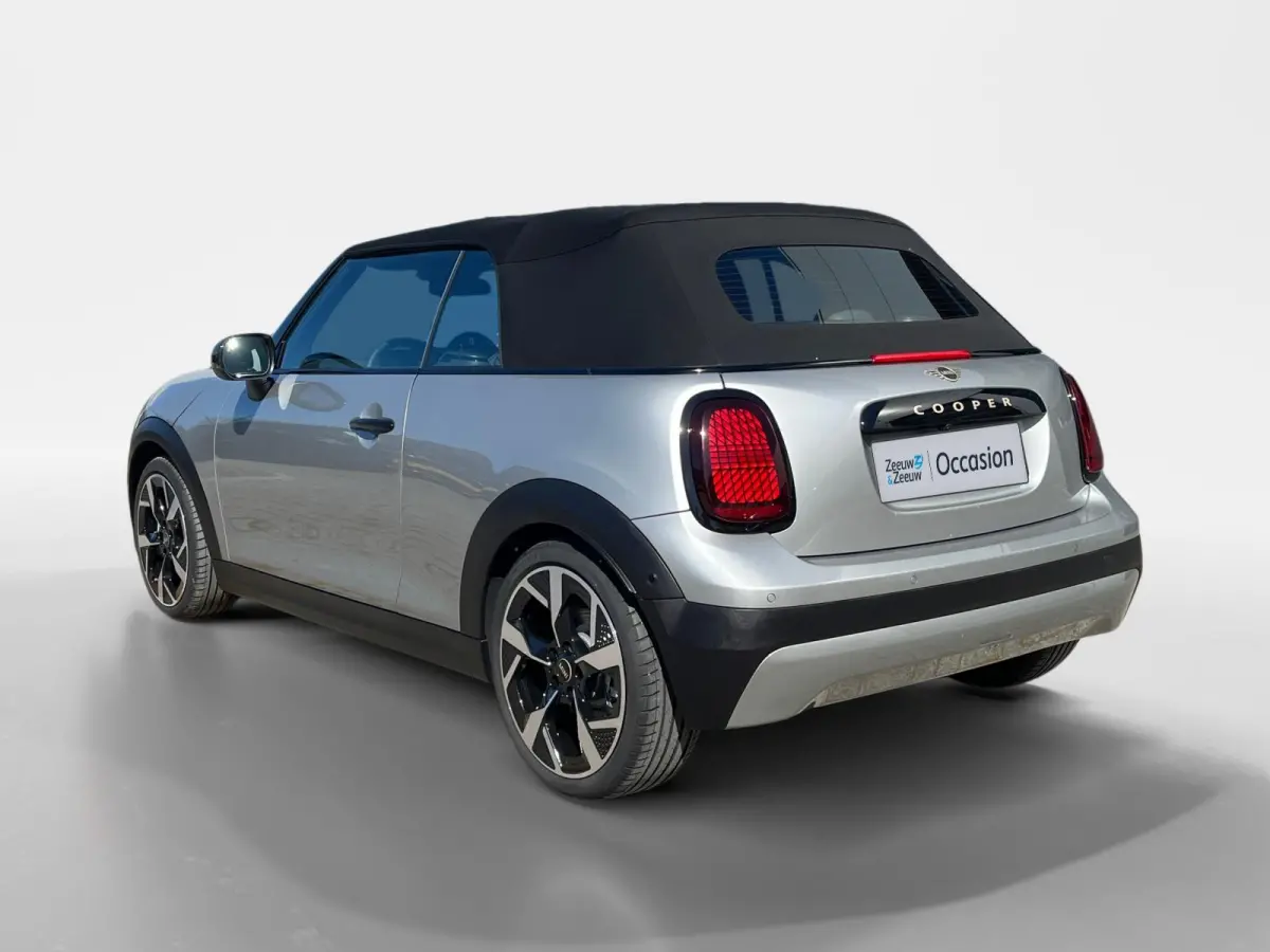 2.0 C Classic | Apple Carplay | Android Auto | Navigatie | 16" LM
