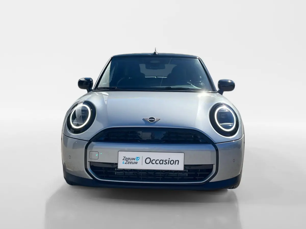 2.0 C Classic | Apple Carplay | Android Auto | Navigatie | 16" LM