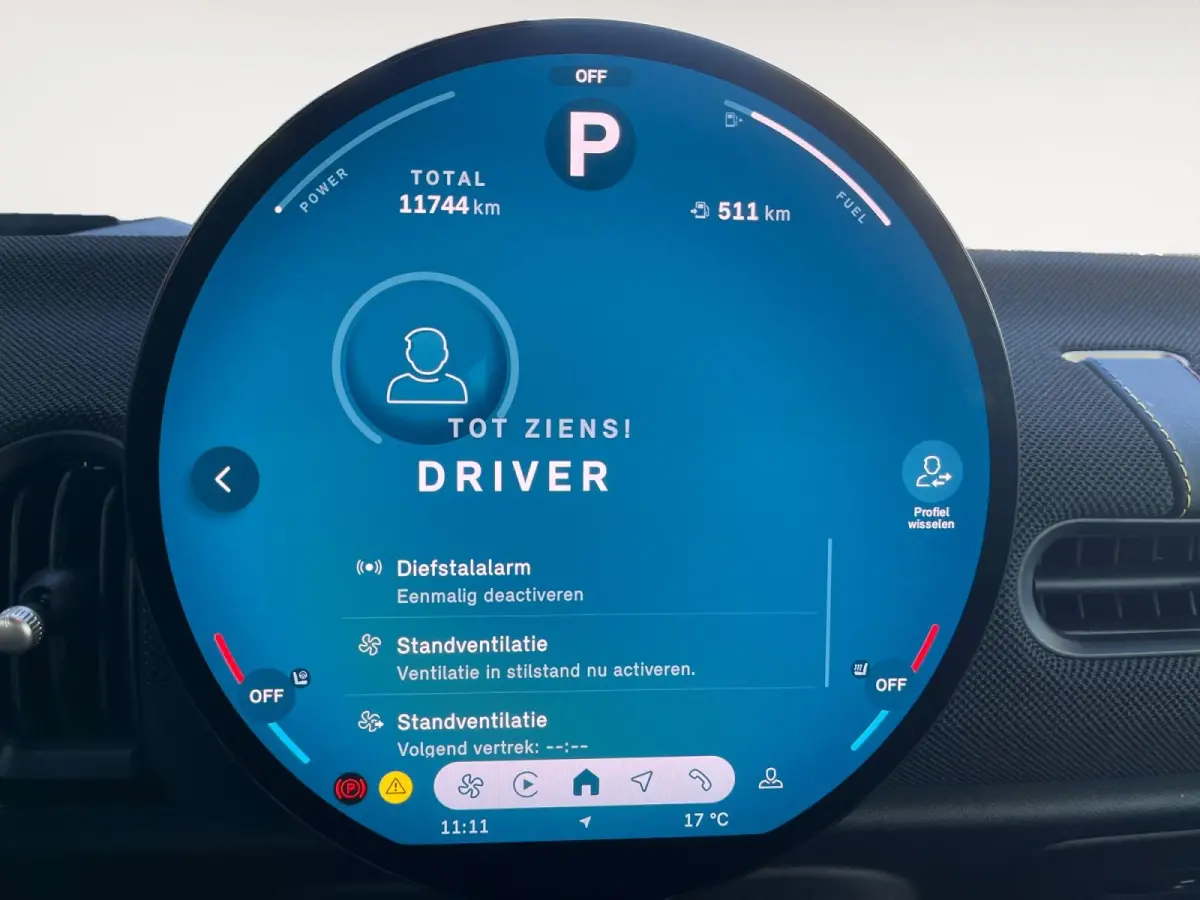 2.0 C Classic | Apple Carplay | Android Auto | Navigatie | 16" LM