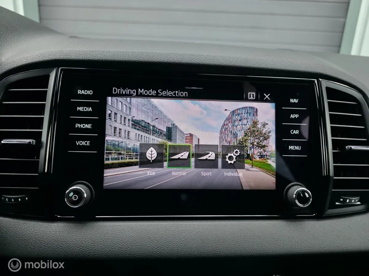 1.5 TSI ACT Sportline / Trekh. / Carplay / Luxe