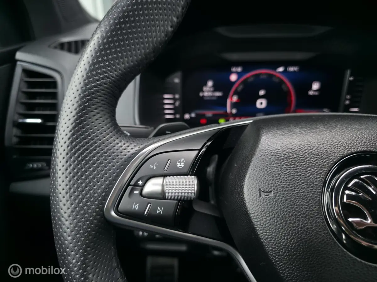 1.5 TSI ACT Sportline / Trekh. / Carplay / Luxe
