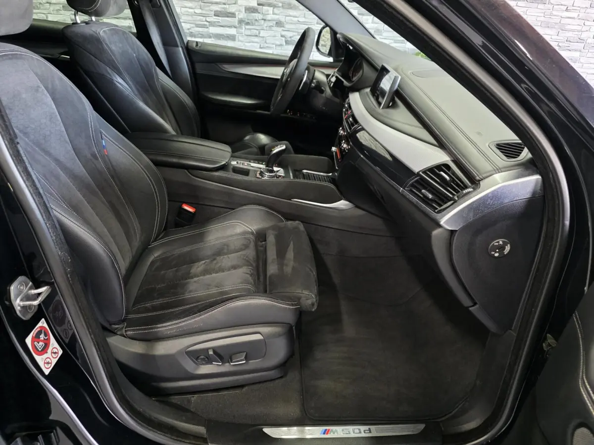 M50d *HUD*360Cam*PANO*Soft-close*Keyless*HarmanKardon