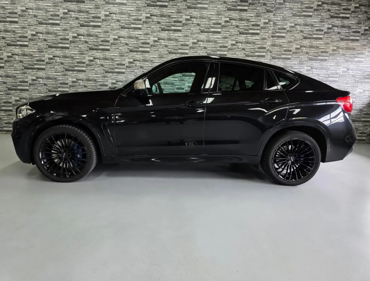 M50d *HUD*360Cam*PANO*Soft-close*Keyless*HarmanKardon