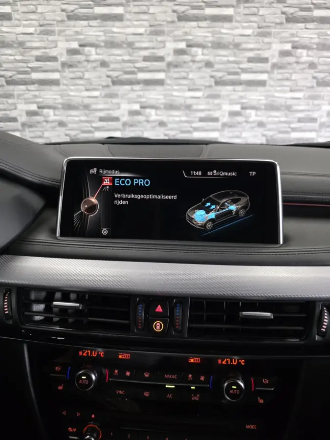 M50d *HUD*360Cam*PANO*Soft-close*Keyless*HarmanKardon