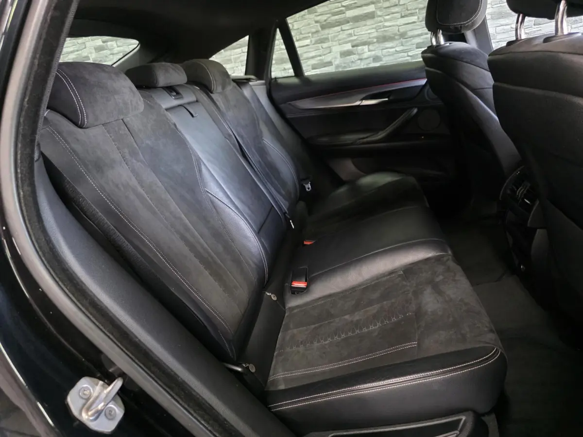 M50d *HUD*360Cam*PANO*Soft-close*Keyless*HarmanKardon