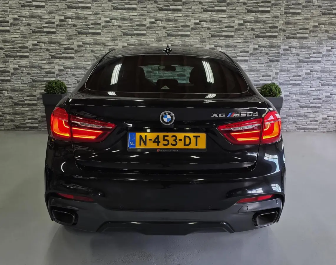 M50d *HUD*360Cam*PANO*Soft-close*Keyless*HarmanKardon